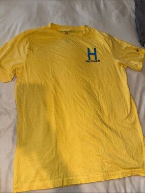 Tommy Hilfiger Yellow Short-Sleeve Tee with Blue H Logo kids 16/18